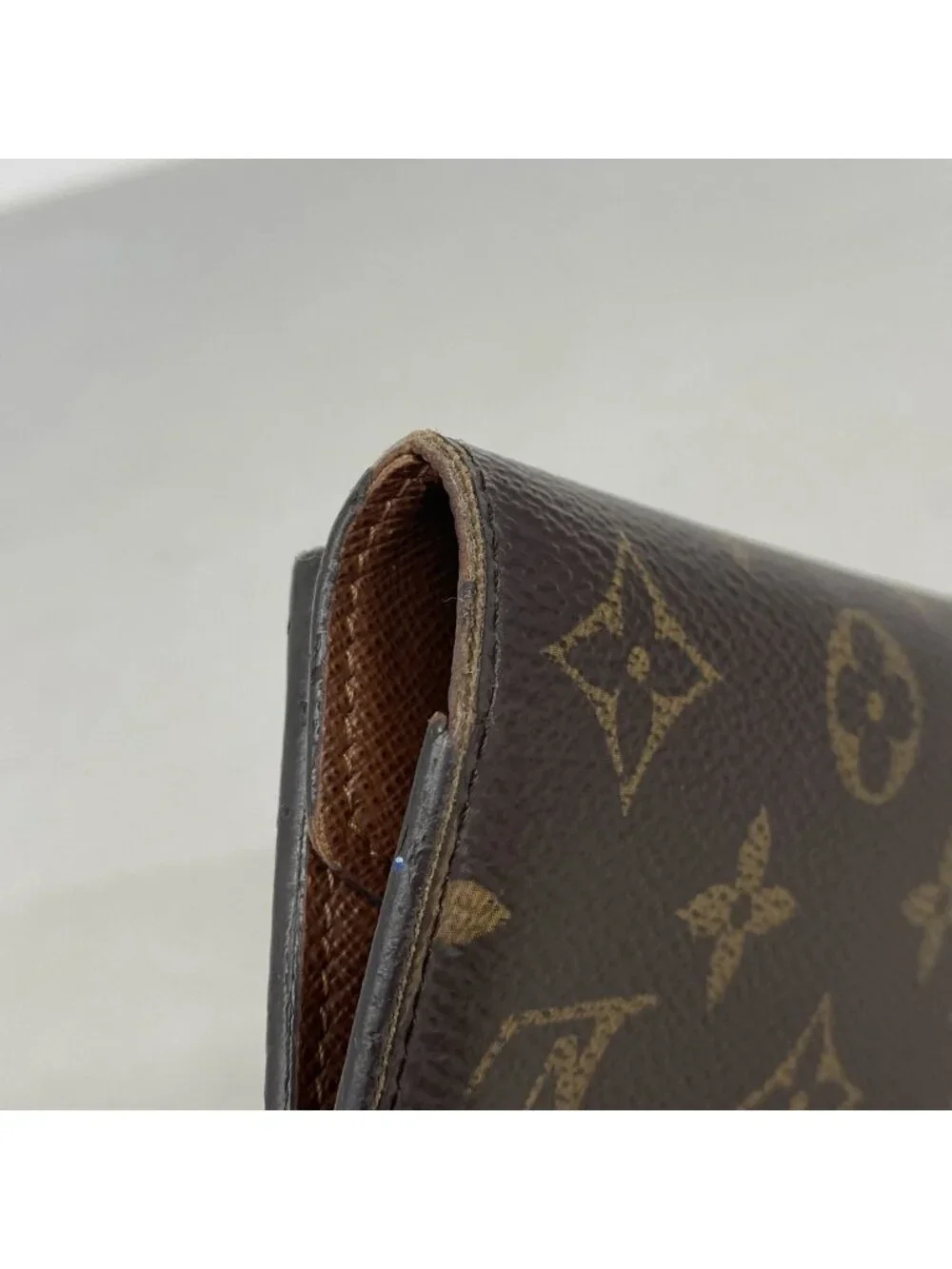 Louis Vuitton included scratches